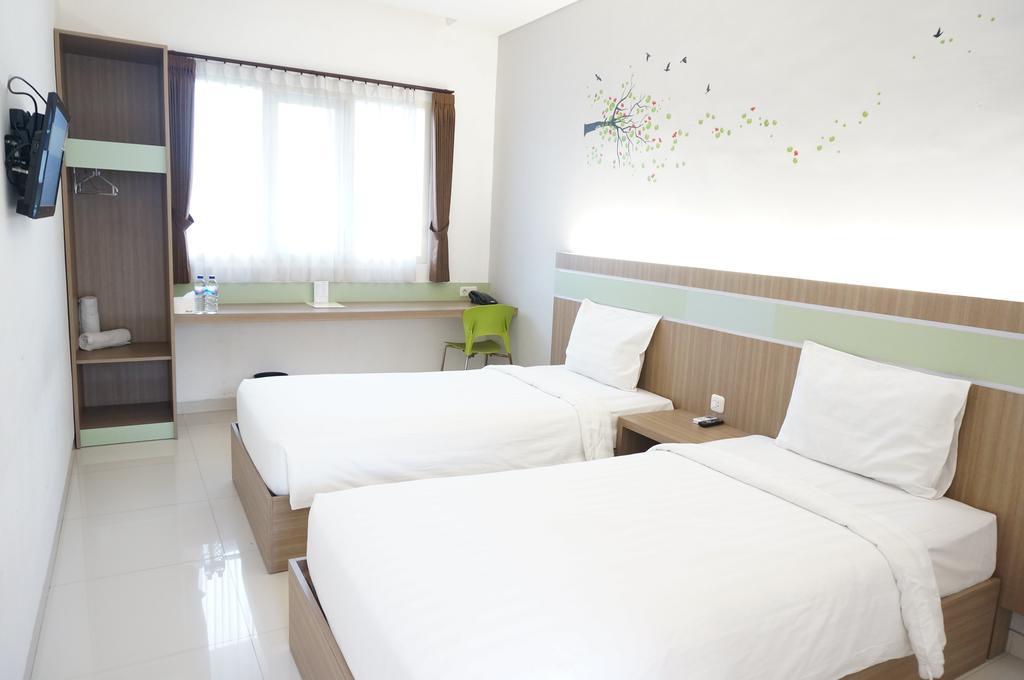 Rumah Cassa Guest House Surabaya Cameră foto